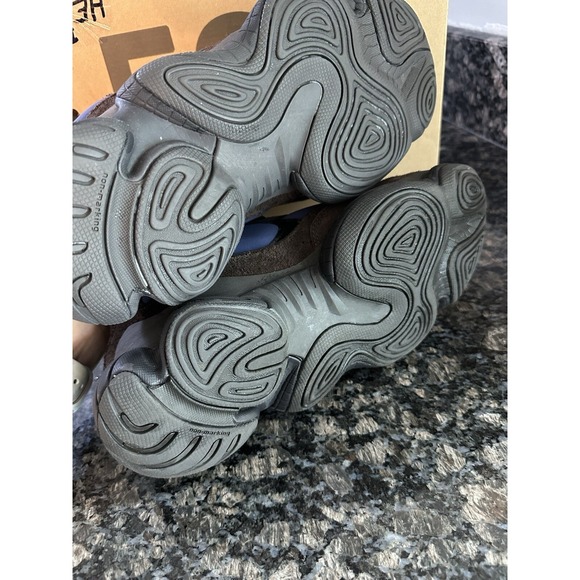 Adidas Yeezy 500 High Tyrian Size 9.5 Men's. NWB - Picture 8 of 14